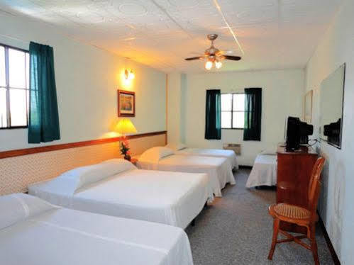 Miramonte 3* San Salvador